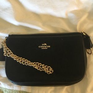 Wristlet Coach